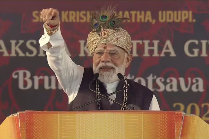 पीएम मोदी ने कहा- शांति-सत्य के लिए अत्याचारियों का अंत भी जरूरी