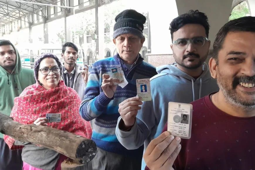 रेखा की परीक्षा... दिल्ली में एमसीडी उपचुनाव के लिए हो रहा मतदान