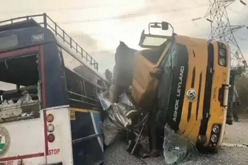 तेलंगाना... बस-डंपर की टक्कर... 24 लोगों की मौत