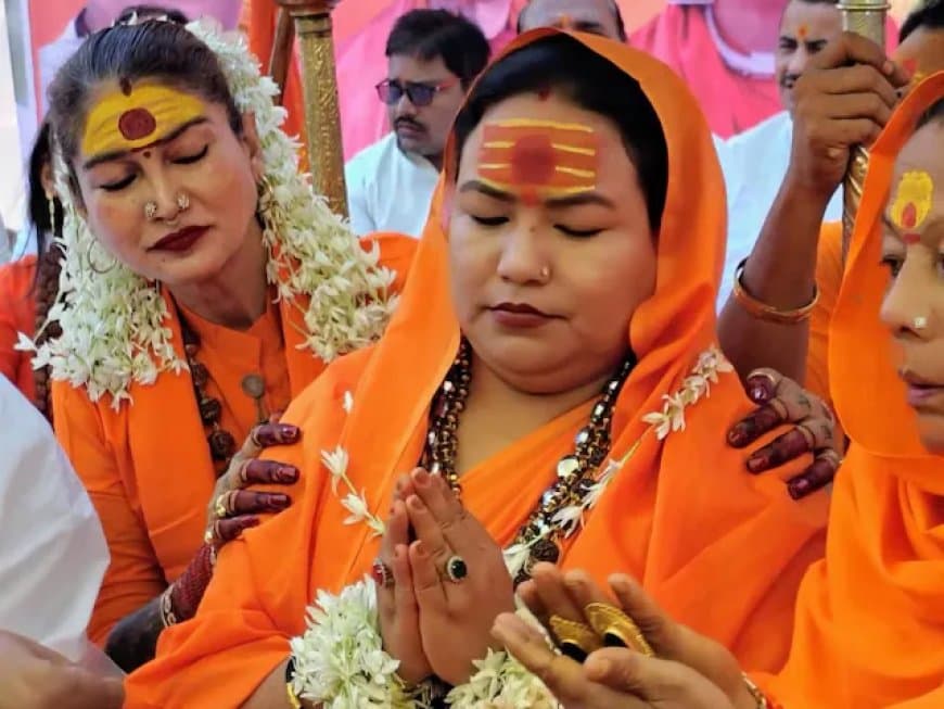 टूट गया किन्नर अखाड़ा, अब बना सनातन किन्नर अखाड़ा