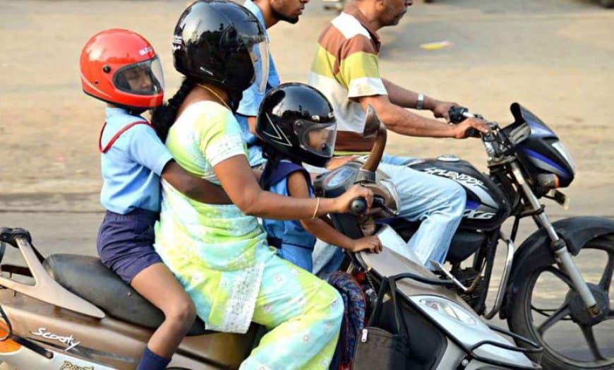 मध्यप्रदेश... बाइक चालक के साथ पीछे बैठने वाले को भी हेलमेट अनिवार्य वरना चालान