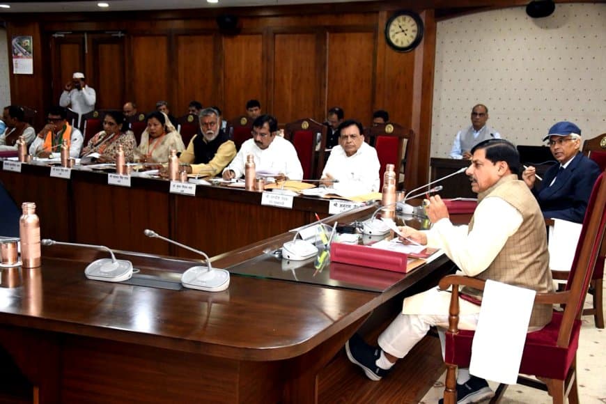 कैबिनेट का फैसला... लाड़ली बहनों को सरकार अब देगी 1500 रु. महीना