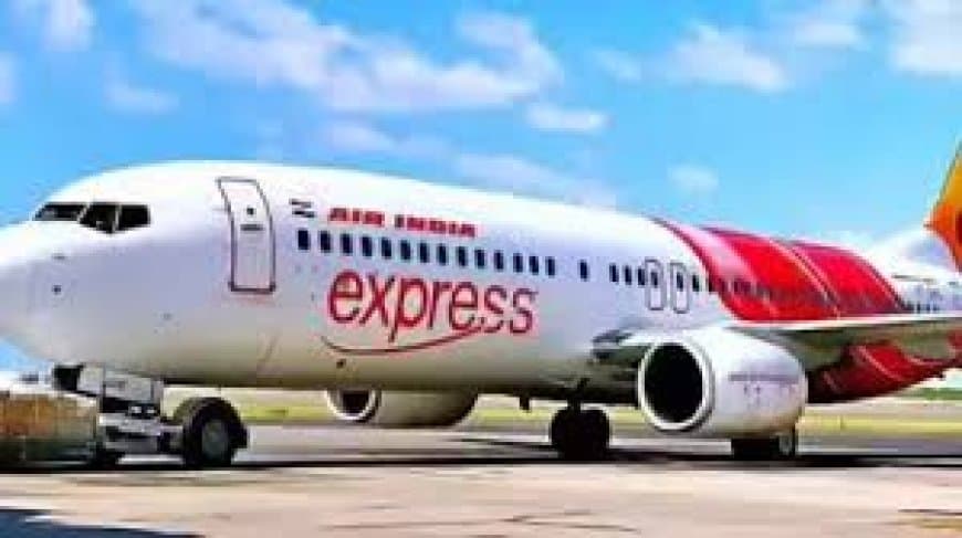 मुंबई-वाराणसी Air India Express फ्लाइट में बम की धमकी, वाराणसी एयरपोर्ट पर इमरजेंसी लैंडिंग