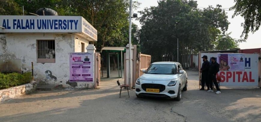 दिल्ली लहूलुहान... मध्यप्रदेश समेत चार राज्यों में ईडी का छापा