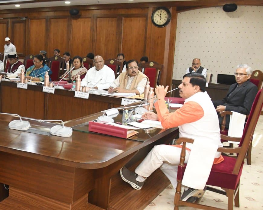 मोहन कैबिनेट...मध्यप्रदेश के 13 जिलों में बनेंगे आयुष चिकित्सालय 