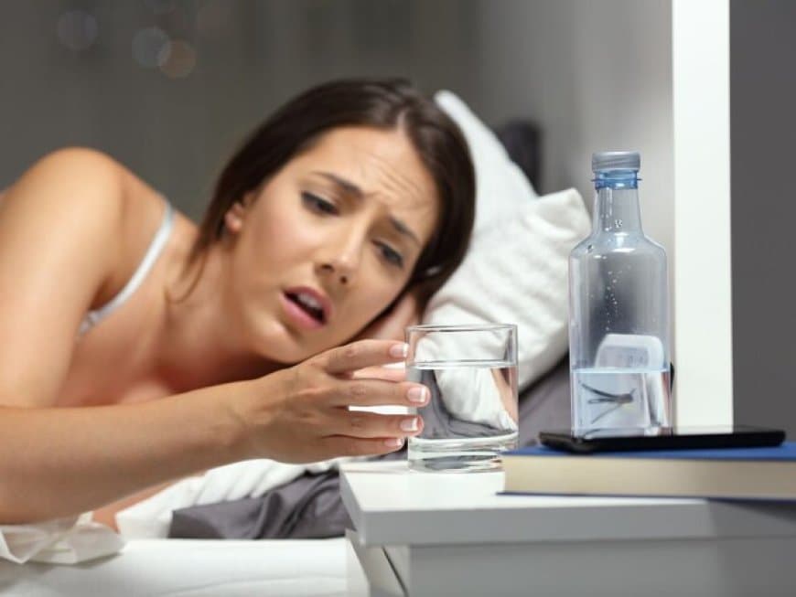 ठंड में बढ़ जाती है डिहाइड्रेशन की समस्या, जानें क्या है कारण ?