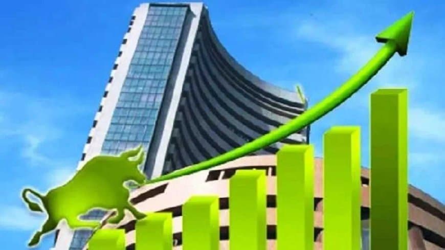 शेयर बाजार में तेजी... सेंसेक्स उछला, निफ्टी 26,136 के पार