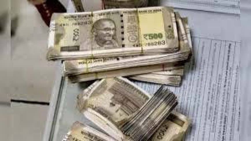 खंडवा पुलिस ने भोपाल से किया अंतरराज्यीय नकली नोट गिरोह का भंडाफोड़, मास्टरमाइंड 'डॉ. प्रतीक नवलखे' सहित तीन गिरफ्तार