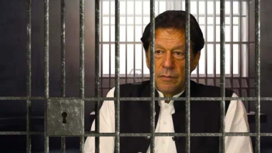 इमरान खान जिंदा हैं... पाक रक्षा मंत्री का दावा- मिल रहीं फाइव स्टार जैसी सुविधाएं 