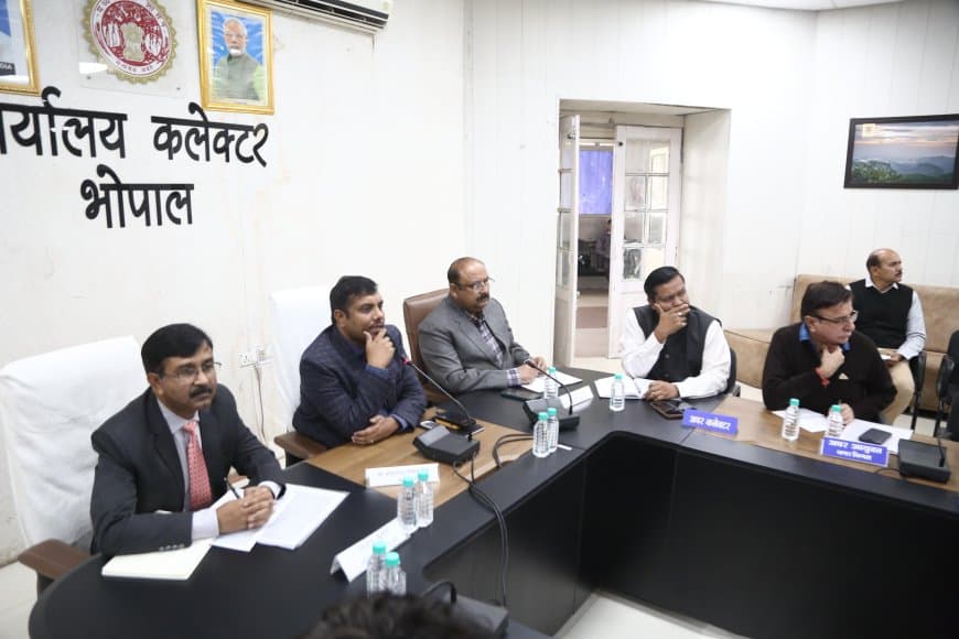 SIR निर्वाचन आयोग के सचिव ने जानी काम की प्रगति, दिए निर्देश