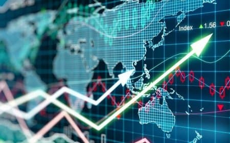 शिखर पर बाजार... खुलते ही सेंसेक्स-निफ्टी ने तोड़ दिया रिकॉर्ड 