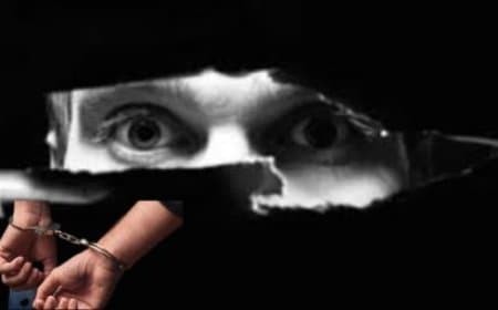 गुजरात ATS का बड़ा खुलासा: ISI को गोपनीय सूचनाएं भेजने के आरोप में महिला और पूर्व सूबेदार गिरफ्तार