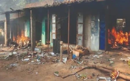 ओडिशा... आदिवासियों ने 50 घरों को जलाया... 24 घंटे के लिए इंटरनेट बंद