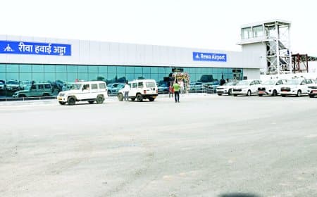 इंडिगो संकट का रीवा एयरपोर्ट पर असर: नई हवाई सेवा शुरू होने से पहले नहीं पहुंचा स्टाफ, सिर्फ उपकरण व सामान पहुँचा—22 दिसंबर की उड़ानें फिलहाल तय समय पर