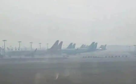 एमपी से दिल्ली तक कोहरा... 40 फ्लाइट कैंसिल, 200 ट्रेन रद्द 