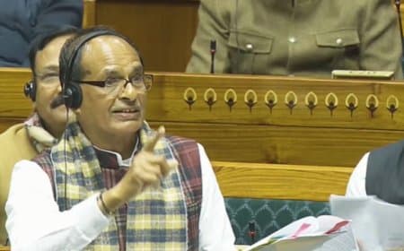 राज्यसभा में जी राम जी बिल पास... खड़गे बोले- मां कसम ये गरीबों के लिए नहीं