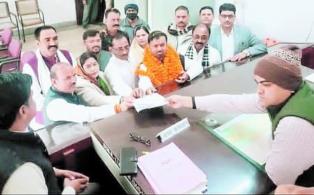 सिंगरौली नगर निगम उपचुनाव में आचार संहिता की खुली अवहेलना का आरोप, भाजपा मंत्री और सैकड़ों कार्यकर्ताओं पर कांग्रेस का गंभीर हमला