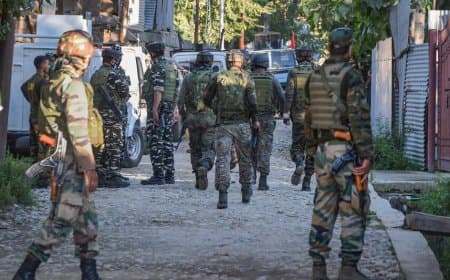 फिर पाकिस्तान के 72 आतंकी लॉन्च पैड सक्रिय... सीमा पर बढ़ी चौकसी 