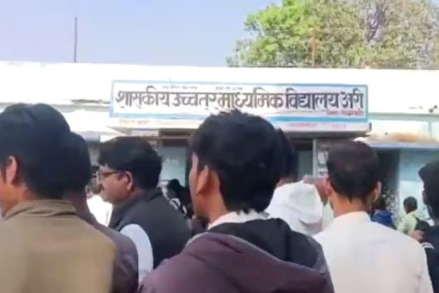 सिवनी सरकारी स्कूल विवाद: बच्चों से ‘अल्लाह हू अकबर’ नारा लगवाने पर प्रिंसिपल हटाई, जांच टीम गठित