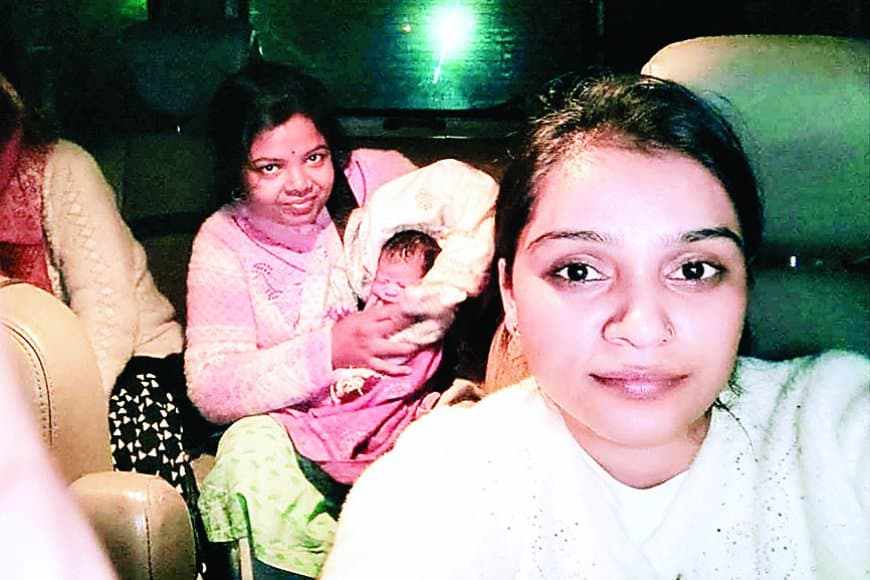 चलती बस में जीवन की जंग जीत गई मानवता: मझौली की नर्सिंग टीम ने जंगल मार्ग पर कराया सुरक्षित प्रसव, माँ और नवजात दोनों स्वस्थ—साहस, सेवा और संवेदनशीलता का अद्भुत उदाहरण