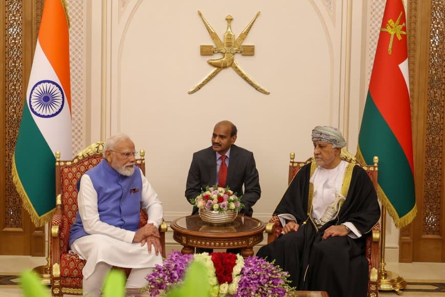 ओमान यात्रा पर पीएम मोदी... मस्कट में बजा भारतीय राष्ट्रगान