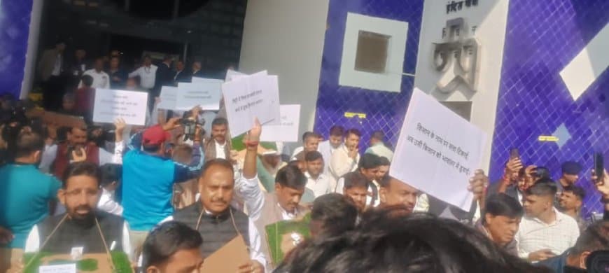 विधानसभा में कृषि मंत्री बेहोश... नगर पालिका संशोधन विधेयक हुआ पास