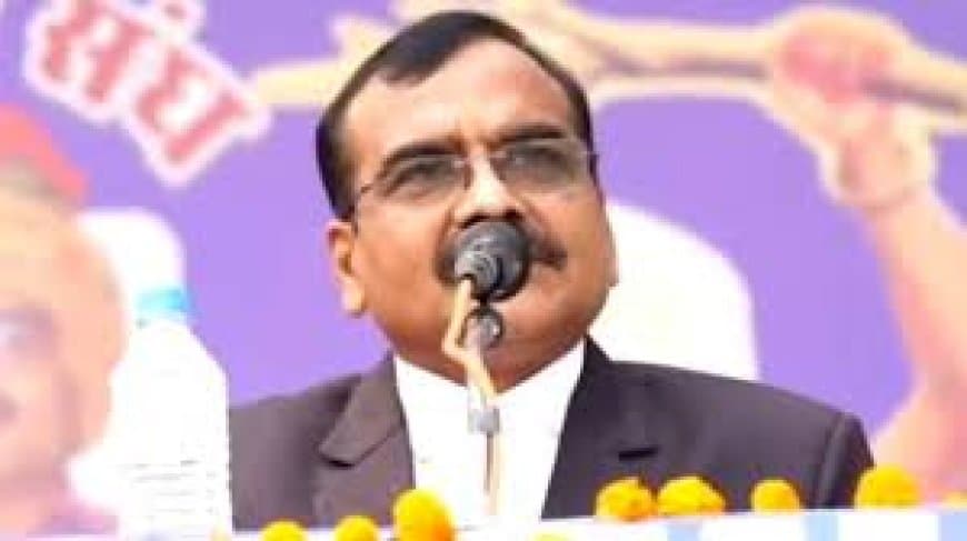 IAS संतोष वर्मा विवाद: ब्राह्मण टिप्पणी मामले में अदालत की सुनवाई, अदालत ने मांगी स्टेटस रिपोर्ट