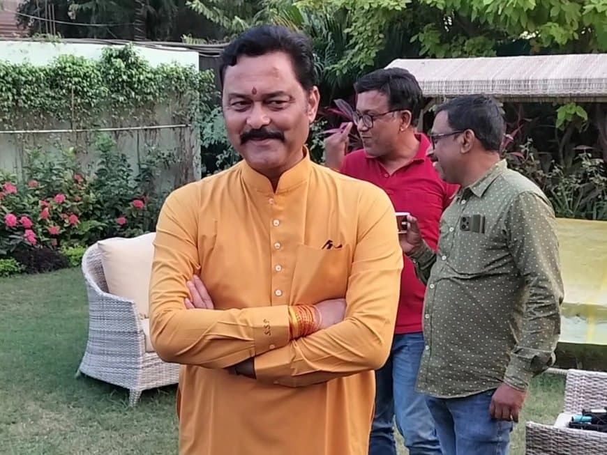 संजय पाठक पर शिकंजा... पांच कलेक्टरों से जमीन खरीदी की रिपोर्ट तलब