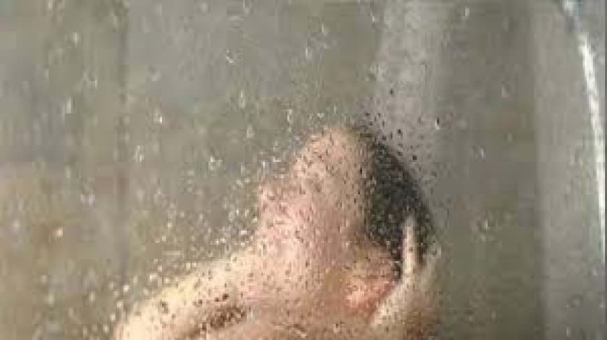 जानिए सर्दियों में किस तरह नहाएं, जिससे न पड़ें बीमार