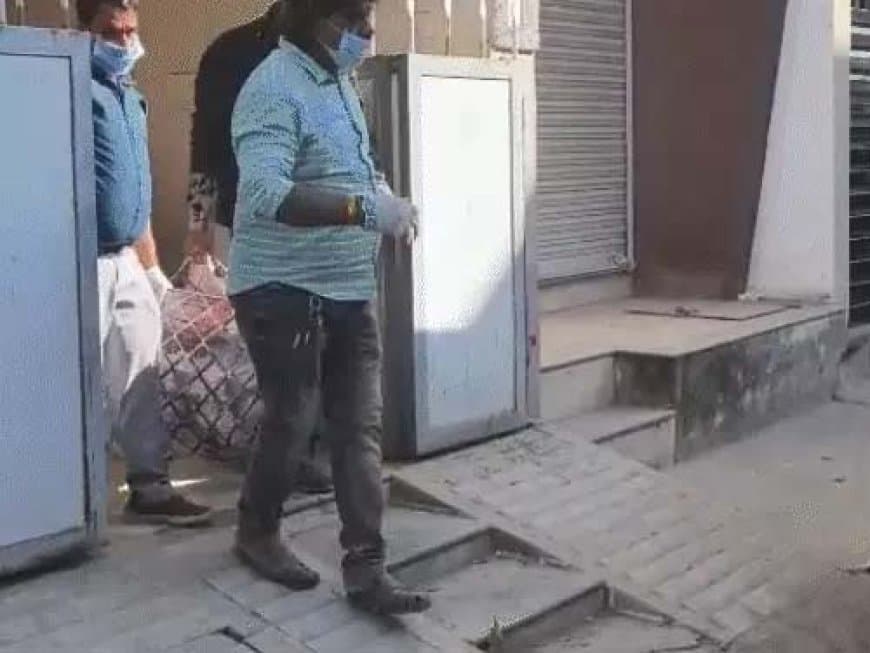 इंदौर के लसुड़िया में बंद घर से पति-पत्नी के सड़े-गले शव बरामद, इलाके में सनसनी