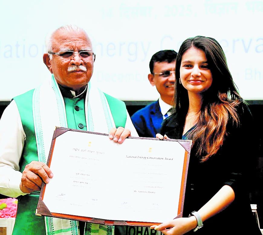 बिजली खत्म हो तो क्या? एक सवाल, एक वीडियो और राष्ट्रीय पहचान—सतना की बेटी वंशिका पाण्डेय को मिला नेशनल एनर्जी कंजर्वेशन सम्मान