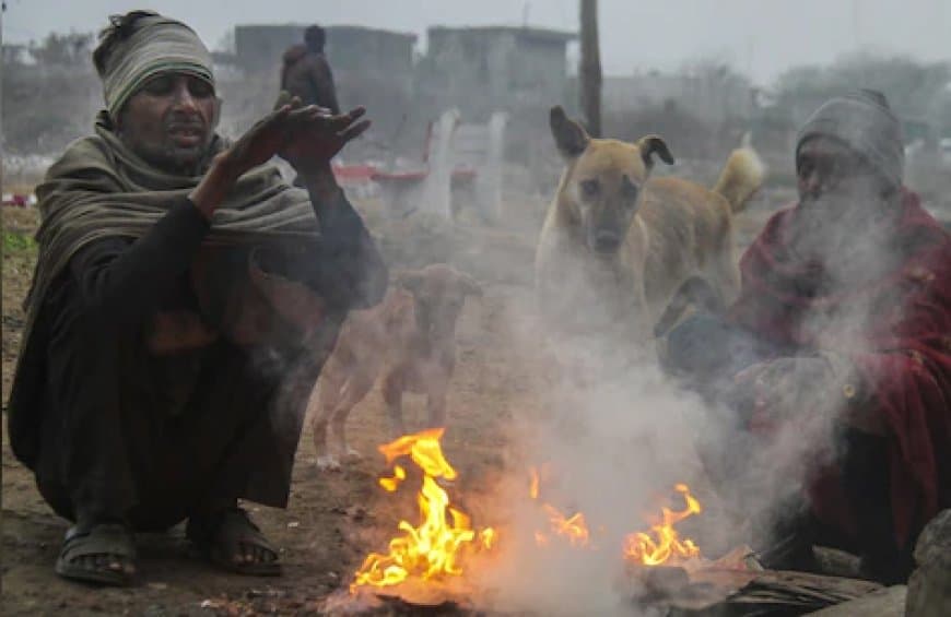 एमपी-दिल्ली में गलन...यूपी-बिहार में आंधी-बारिश, केरल-तमिलनाडु भी भीगा