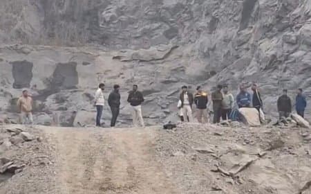  ओडिशा... पत्थर खदान में धमाका...कई लोगों की मौत.. दो शव बरामद 