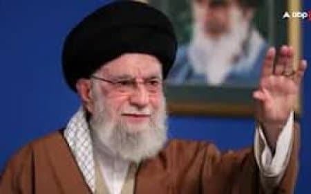 ईरान के अयातुल्ला खामेनेई की ट्रंप को चेतावनी: "अपने देश की फिक्र करें, ईरान विदेशी 'किराए के सैनिकों' को नहीं बख्शेगा"