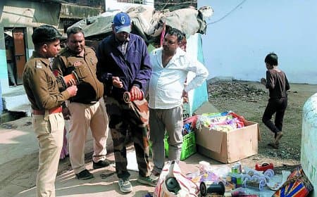 चाइनीज मांझा प्रतिबंध के बाद सक्रिय पुलिस, कई थानों में छापेमारी, एफआईआर दर्ज हुई