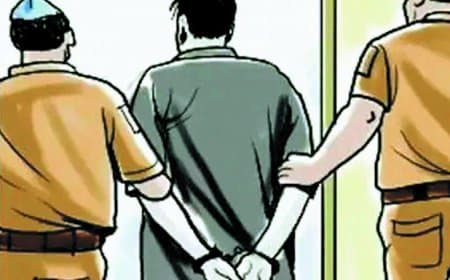 सराफा व्यापारी से लूट का खुलासा, एक बदमाश गिरफ्तार, नौ लाख के जेवर बरामद