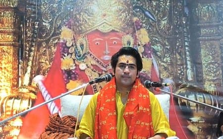 धीरेंद्र शास्त्री ने कहा... कास्टवाद नहीं... देश में होना चाहिए राष्ट्रवाद