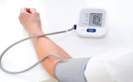 Low Blood Sugar: अचानक चक्कर और घबराहट को न करें नजरअंदाज, जानलेवा हो सकता है 'लो ब्लड शुगर'