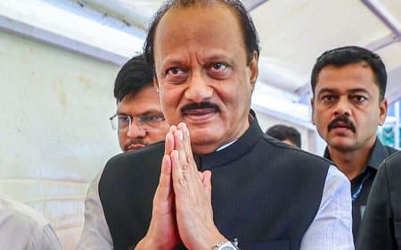 दावा... अजित पवार खुद करने वाले थे एनसीपी के दोनों गुटों का विलय