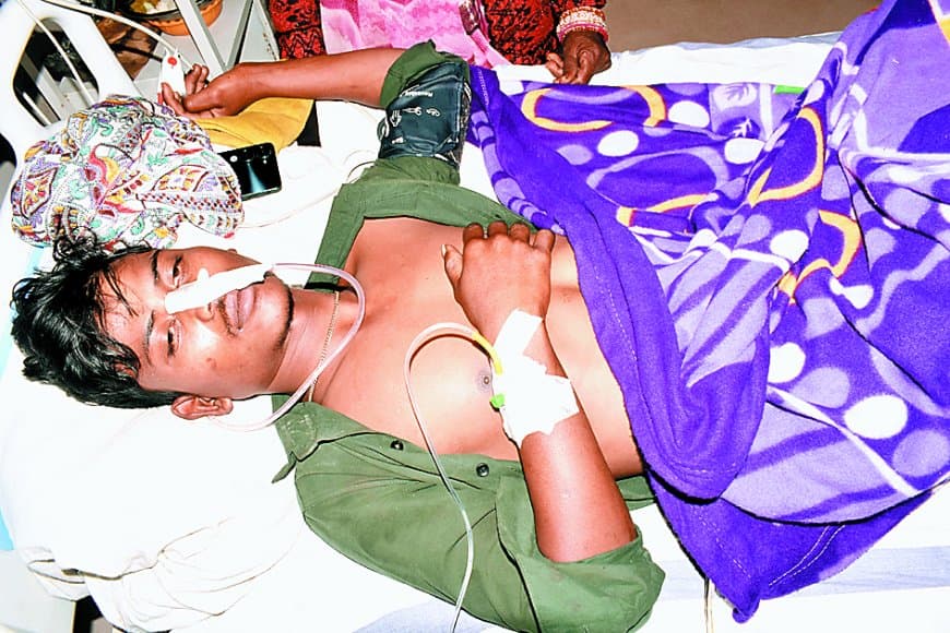 15 साल बाद फिर सक्रिय हुआ रेयर टिटनेस का बैक्टीरिया: कील चुभने से युवक ICU में भर्ती, ऑक्सीजन सपोर्ट पर जिला अस्पताल में चल रहा इलाज