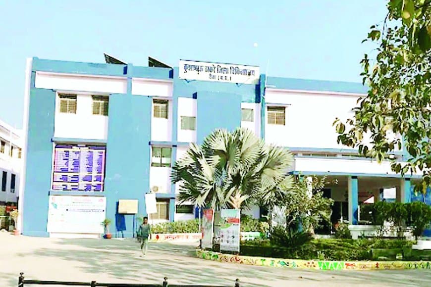 जिला अस्पताल में बैट्री चोरी से ऑपरेशन ठप, मरीज इंतजार में, पुलिस जांच में जुटी