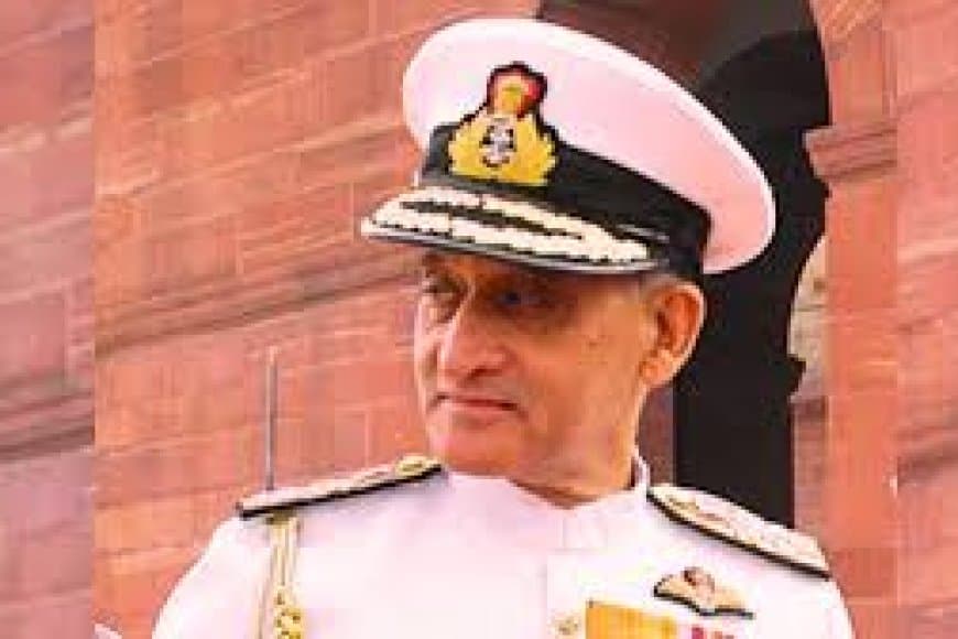 गोवा: पूर्व नौसेना प्रमुख एडमिरल अरुण प्रकाश को चुनाव आयोग का नोटिस, सत्यापन के लिए बुलाने पर छिड़ा विवाद।