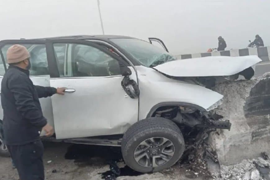 पंजाब में हादसा... डिवाइडर से टकराई कार, पांच लोगों की मौत