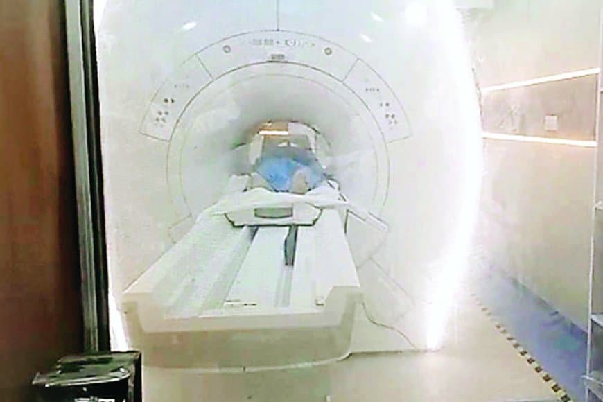 रीवा सुपर स्पेशलिटी में 13 करोड़ की एमआरआई ठप, मरीज जांच को भटकने मजबूर