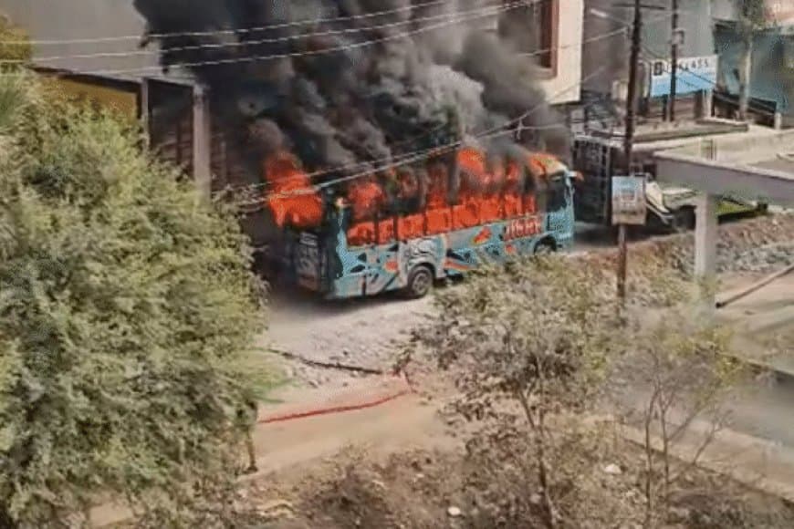 उज्जैन: तराना में तनाव... उपद्रवियों ने रात में लकड़ी के टाल में लगा दी आग