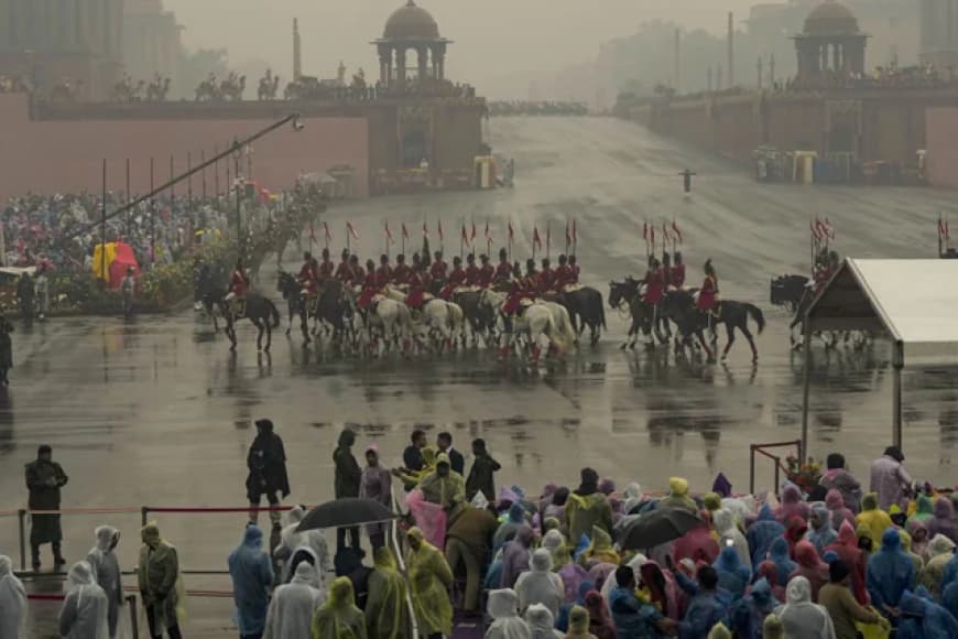 बीटिंग द रिट्रीट 2026: विजय चौक पर गूंजी 'सारे जहां से अच्छा' की धुन