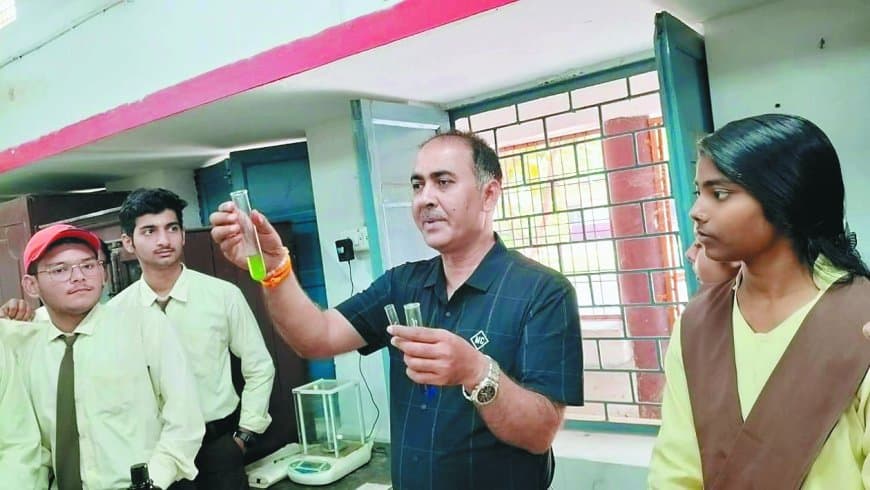 आस्था के साथ विज्ञान की मुहर: नागौद के कोर्दननाथ का जल कैसे पाचन और त्वचा रोगों में बन रहा है प्राकृतिक औषधि