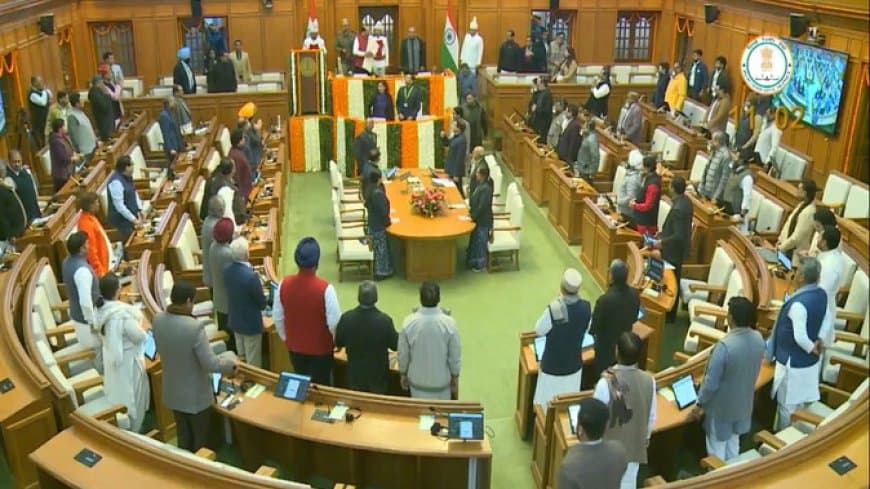 दिल्ली विधानसभा शीत सत्र... आप के चार विधायक तीन दिन के लिए सस्पेंड