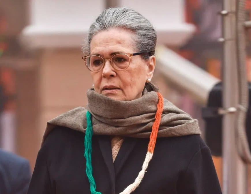 कांग्रेस सांसद सोनिया गांधी की बिगड़ी तबीयत...अस्पताल में भर्ती