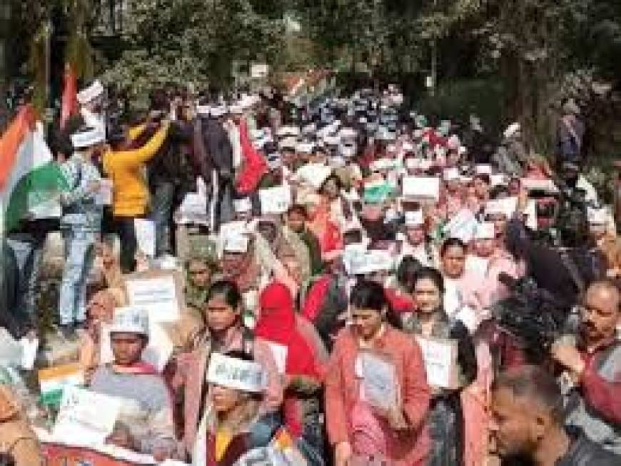 भोपाल में भावी शिक्षकों का बड़ा आंदोलन, पद वृद्धि के लिए किया DPI का घेराव